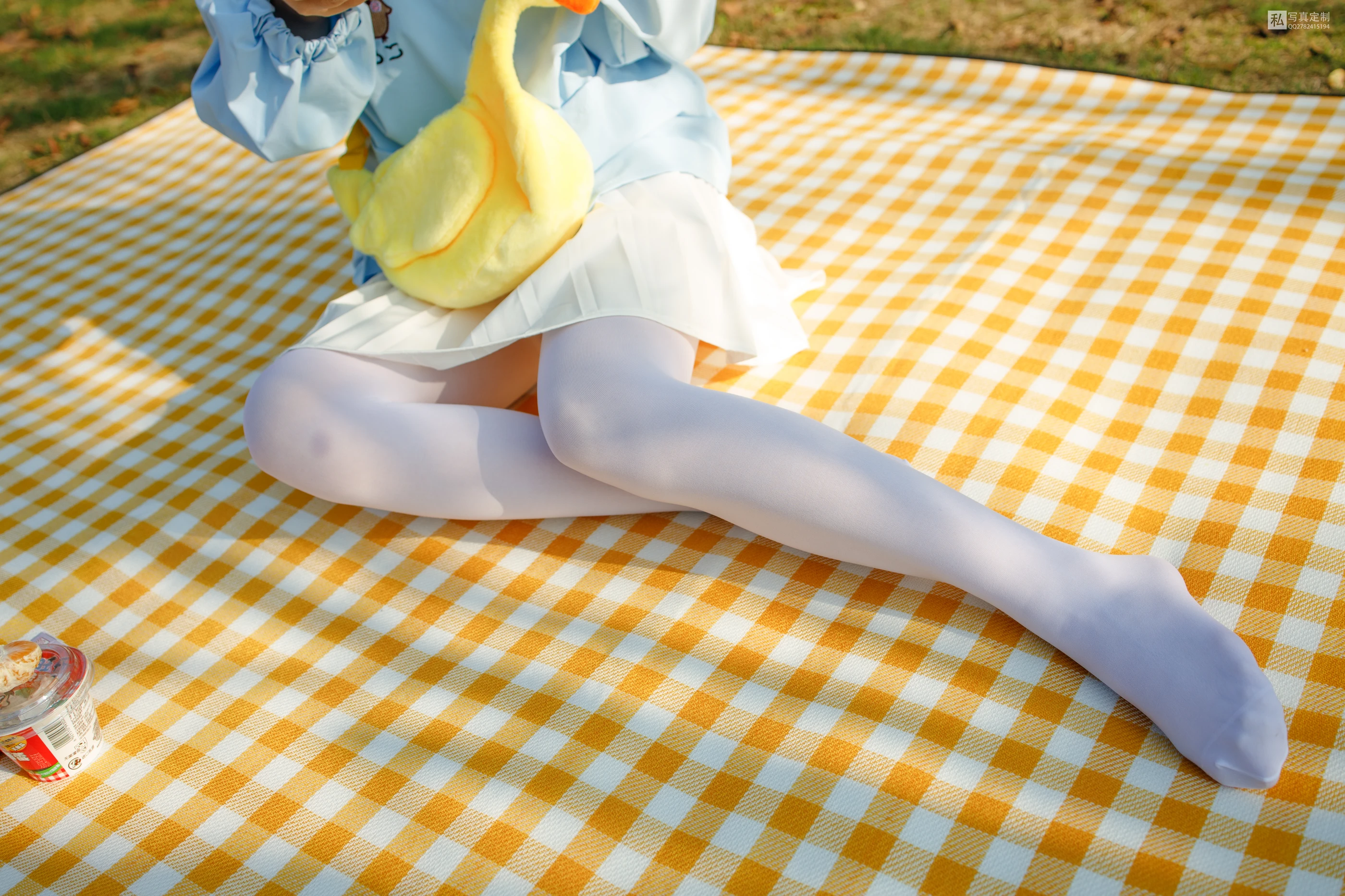 森萝财团 JKFUN-030 野餐、爆蛋和彩蛋 踩物 白丝50D 默陌 [23P 1V]插图9